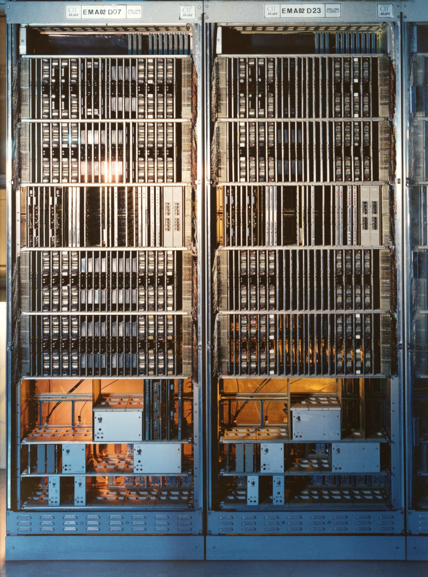 1976EMA2GCommutateurE10N3