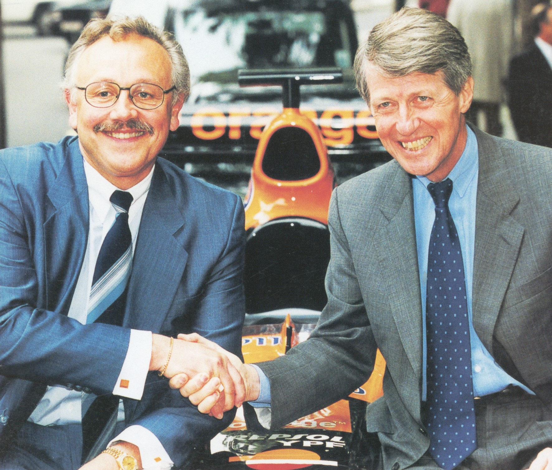 2000.MichekBonHansSnookOrange