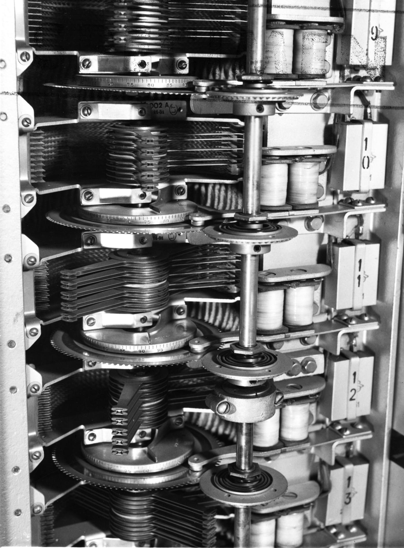 1951.11ChercheursRotary7A1NBalaisType7002