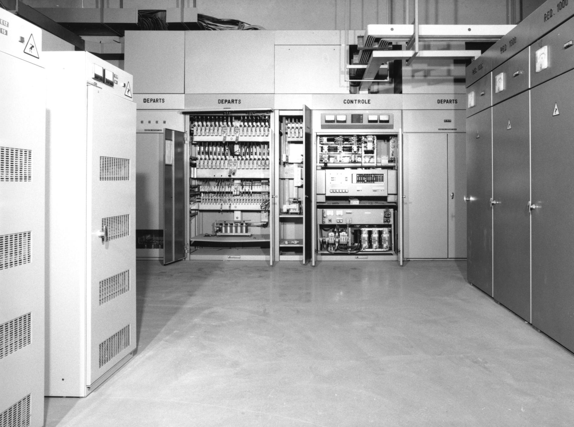 SalleEnergieEpoqueCrossbar