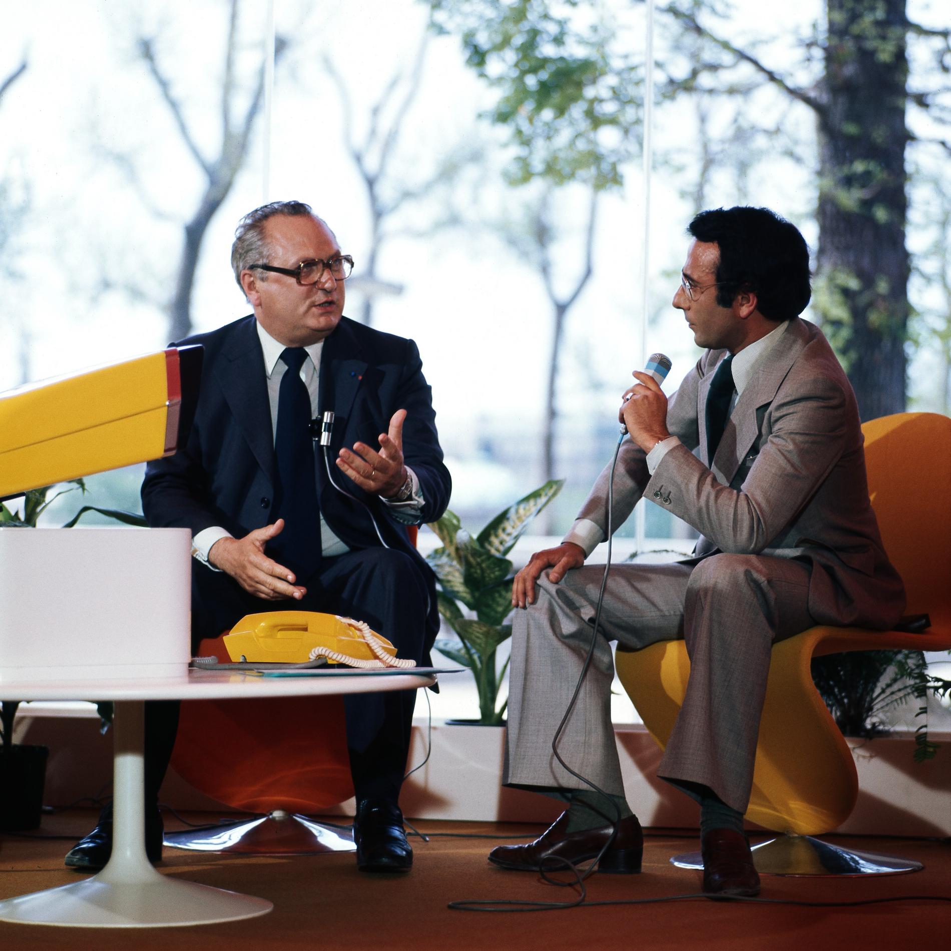 1976.05.05SegardMourousi100ansTeleph76.391C