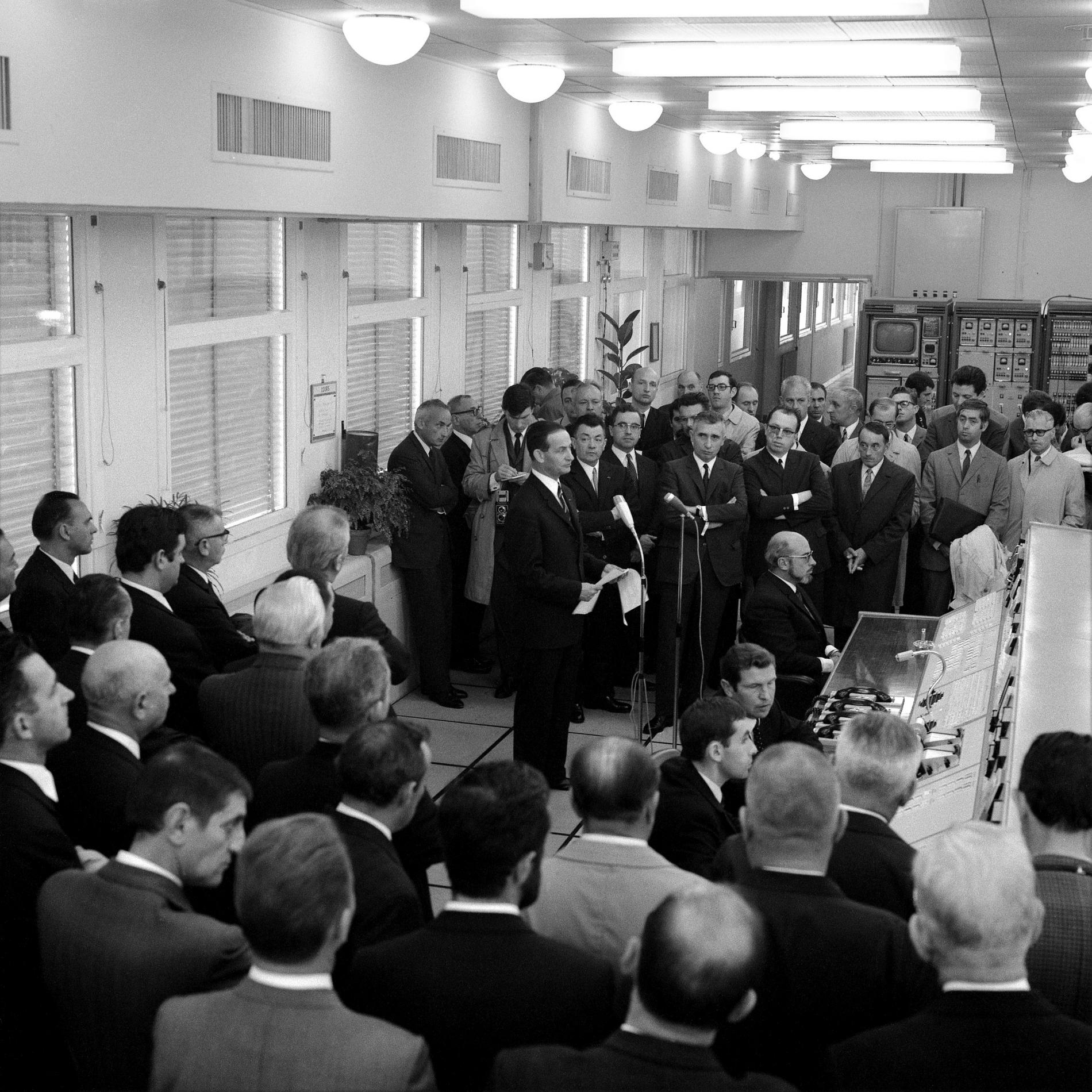 1969.09.29InaugPB2GalleyNumCnet8435