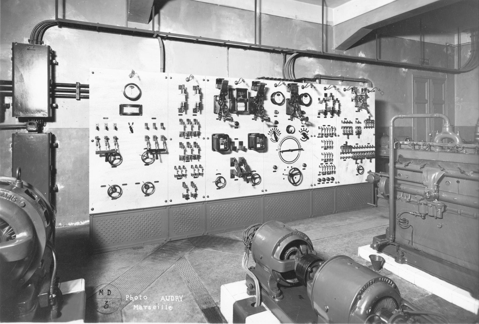 1927MarseilleDragonMachinesR7A1n2