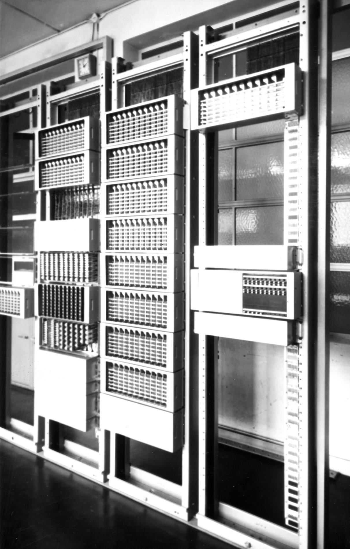 1965CommutateurCP100