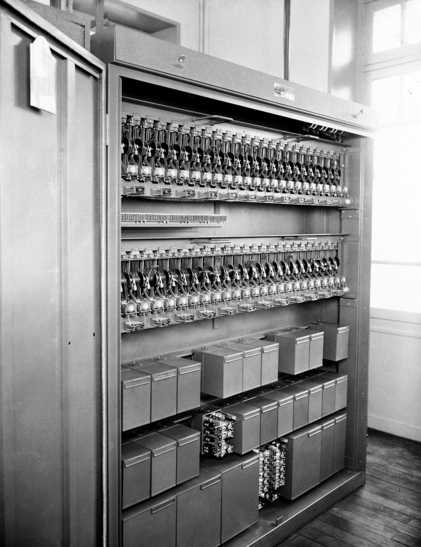 1950PerrosGuirecSrctNum00826