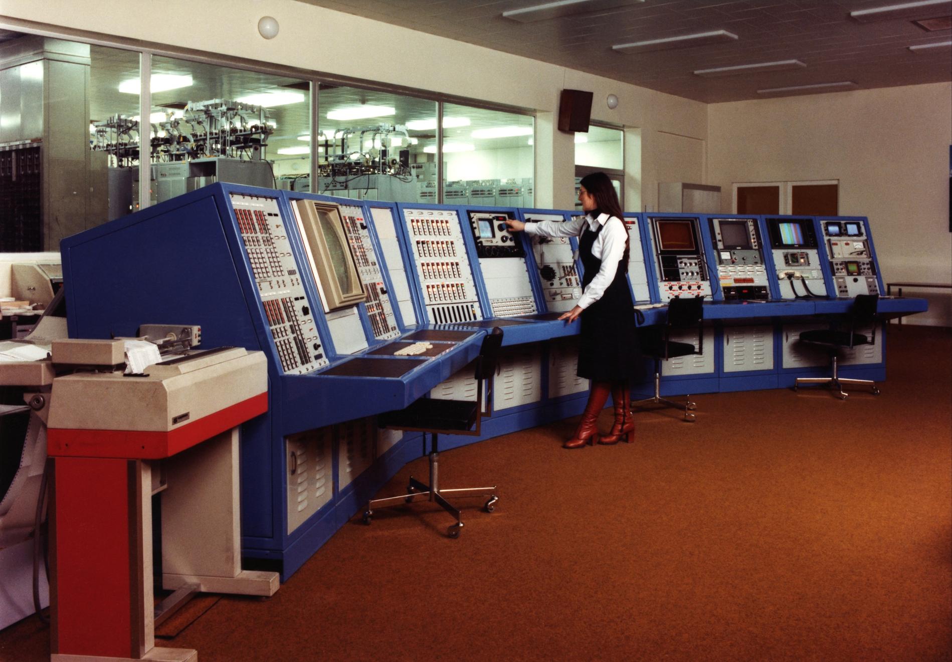 1977.02.22CTSPupitreDeCommandePBph504585