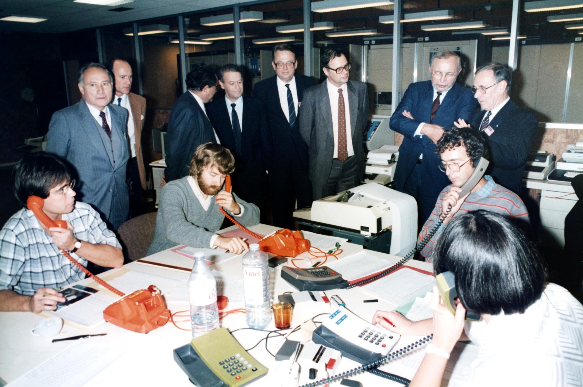 1985.10.25NNT2MT25Pha2ET1num3366.10