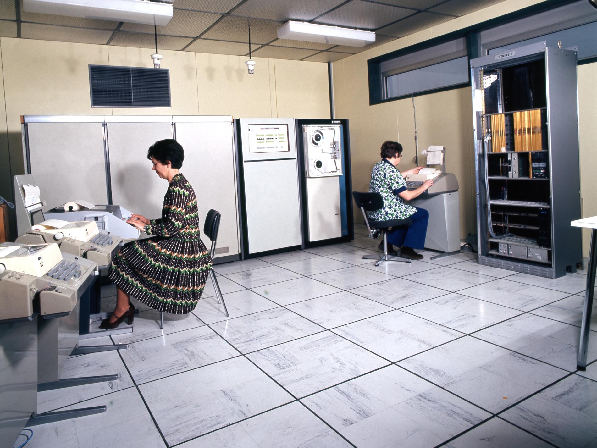 1976.02.27ExplSaintBrieucE10CTI