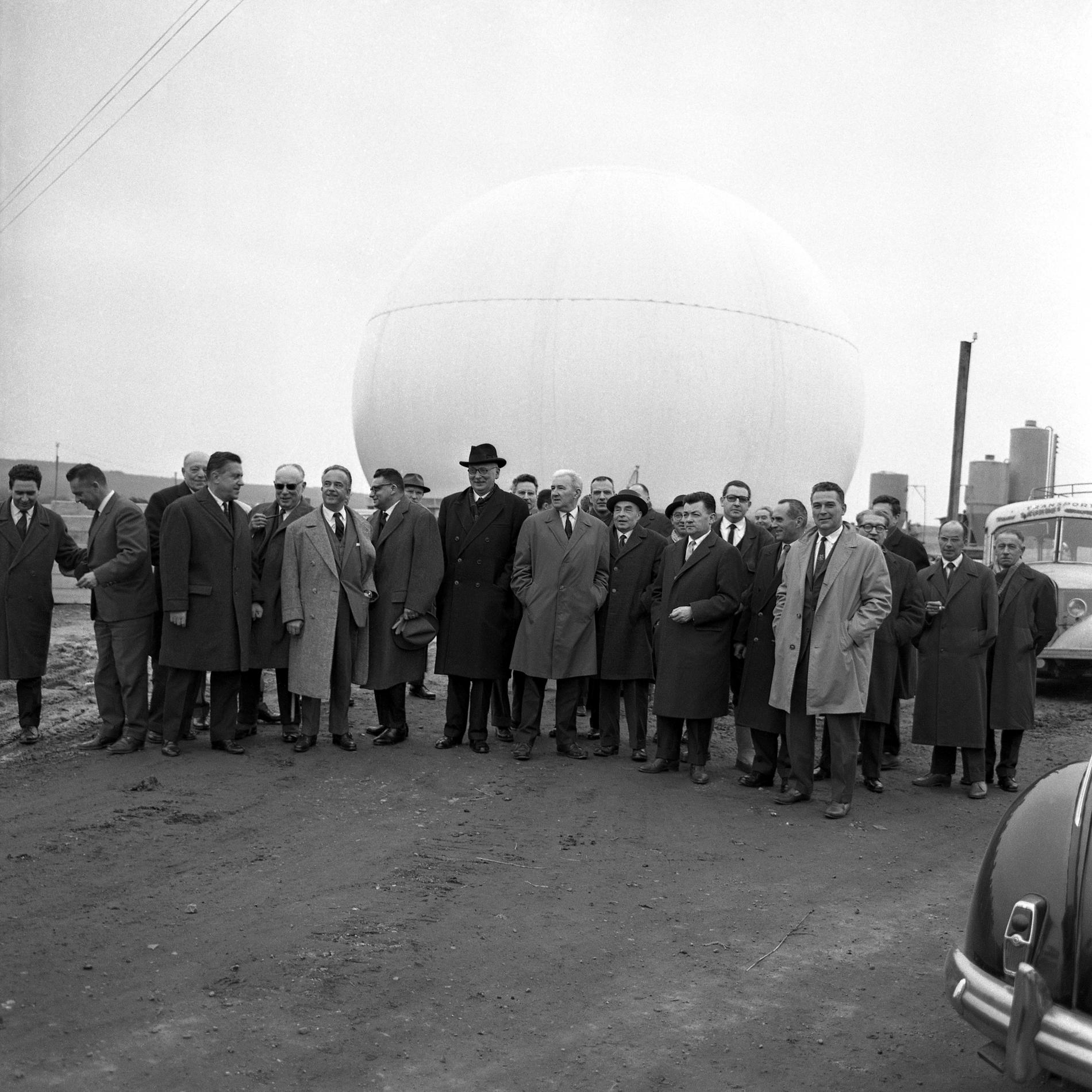 1962.03.12Ref077477Num001.232