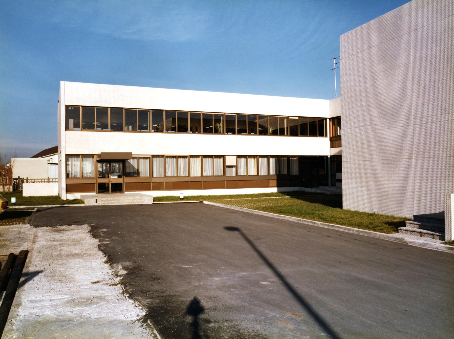 1976.06.23CentreTelephoniqueSartrouville002