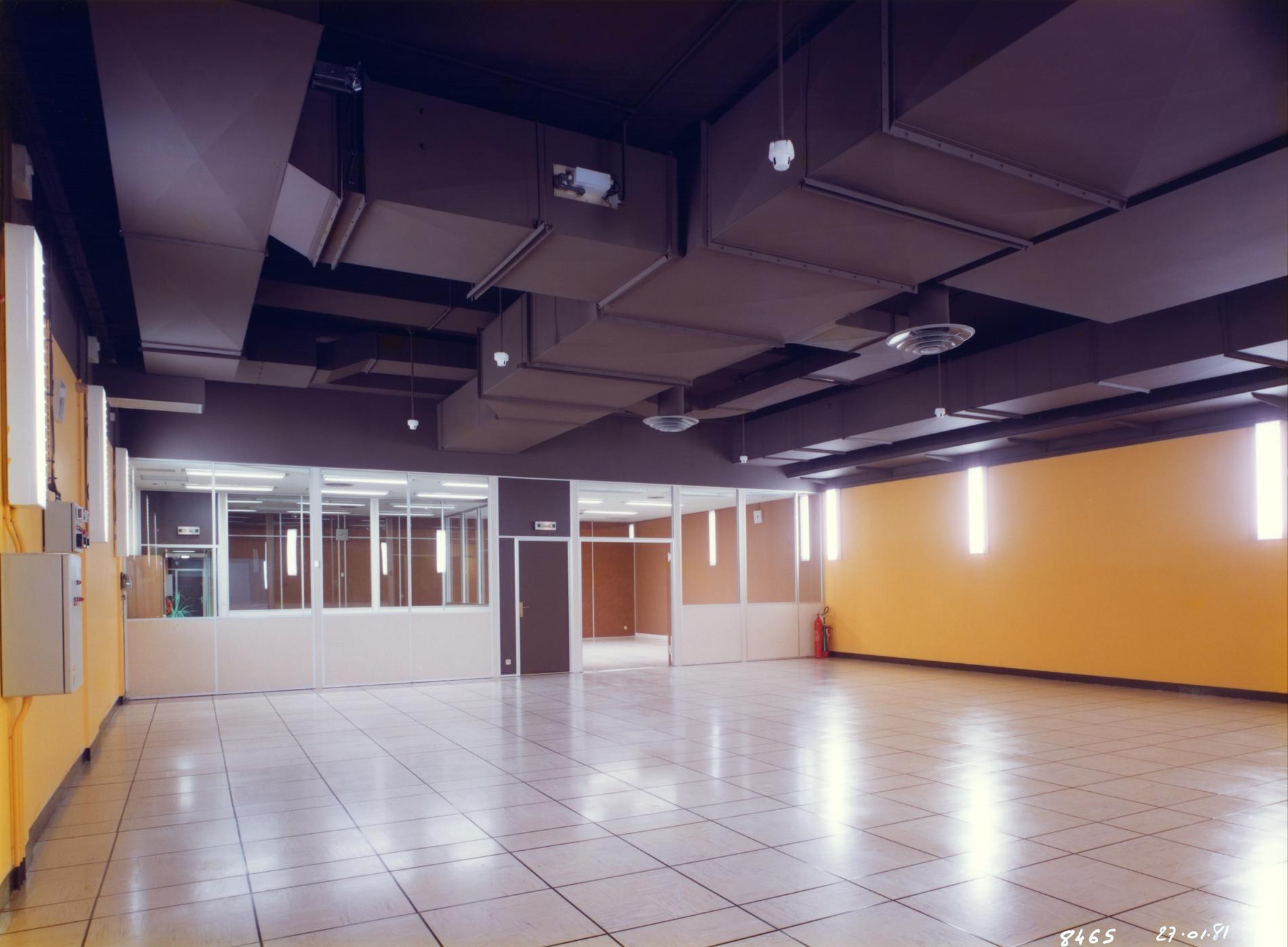 1981.01.27CevSalleAutocomCaptif3emeSS