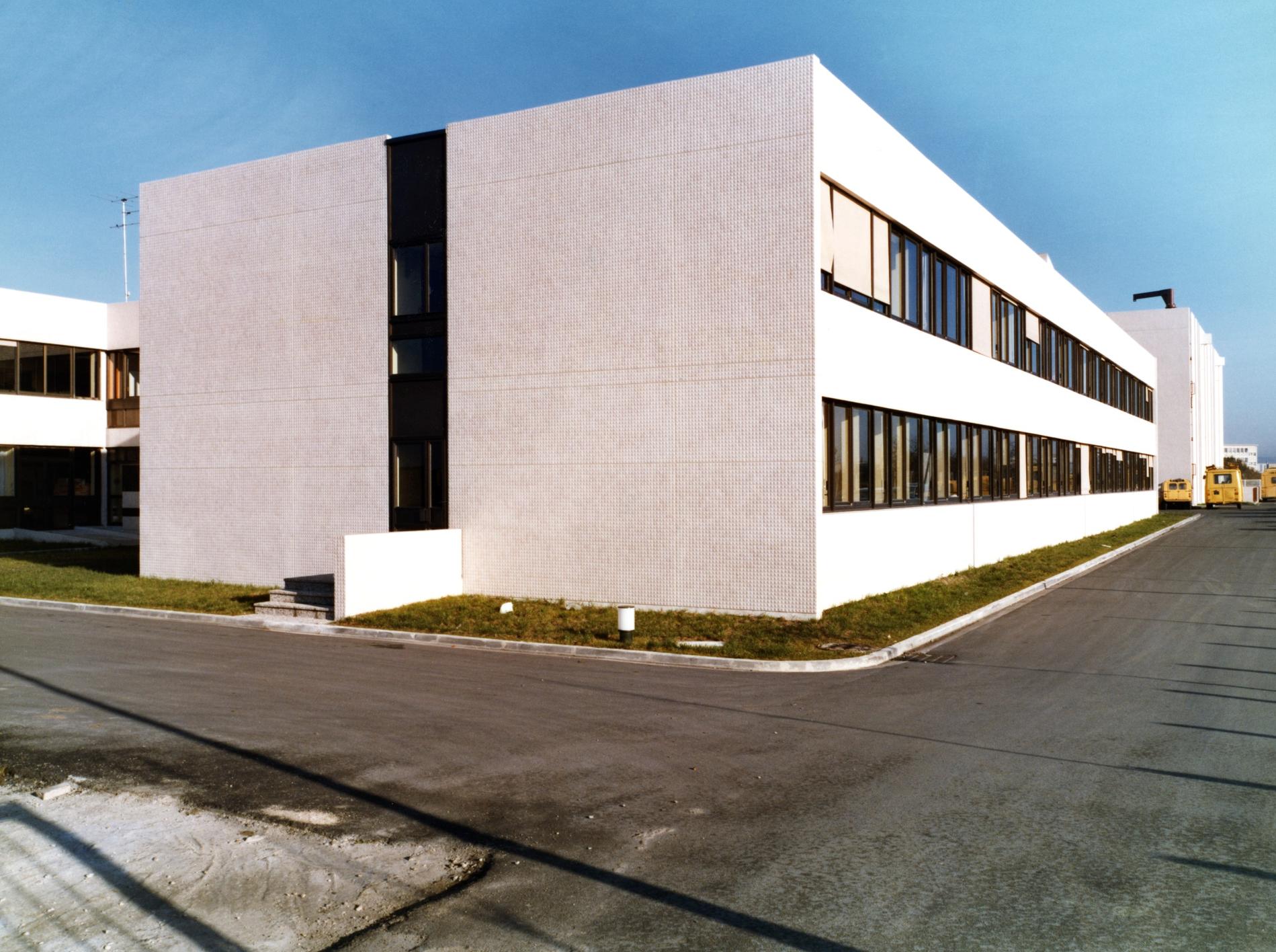 1976.06.23CentreTelephoniqueSartrouville003