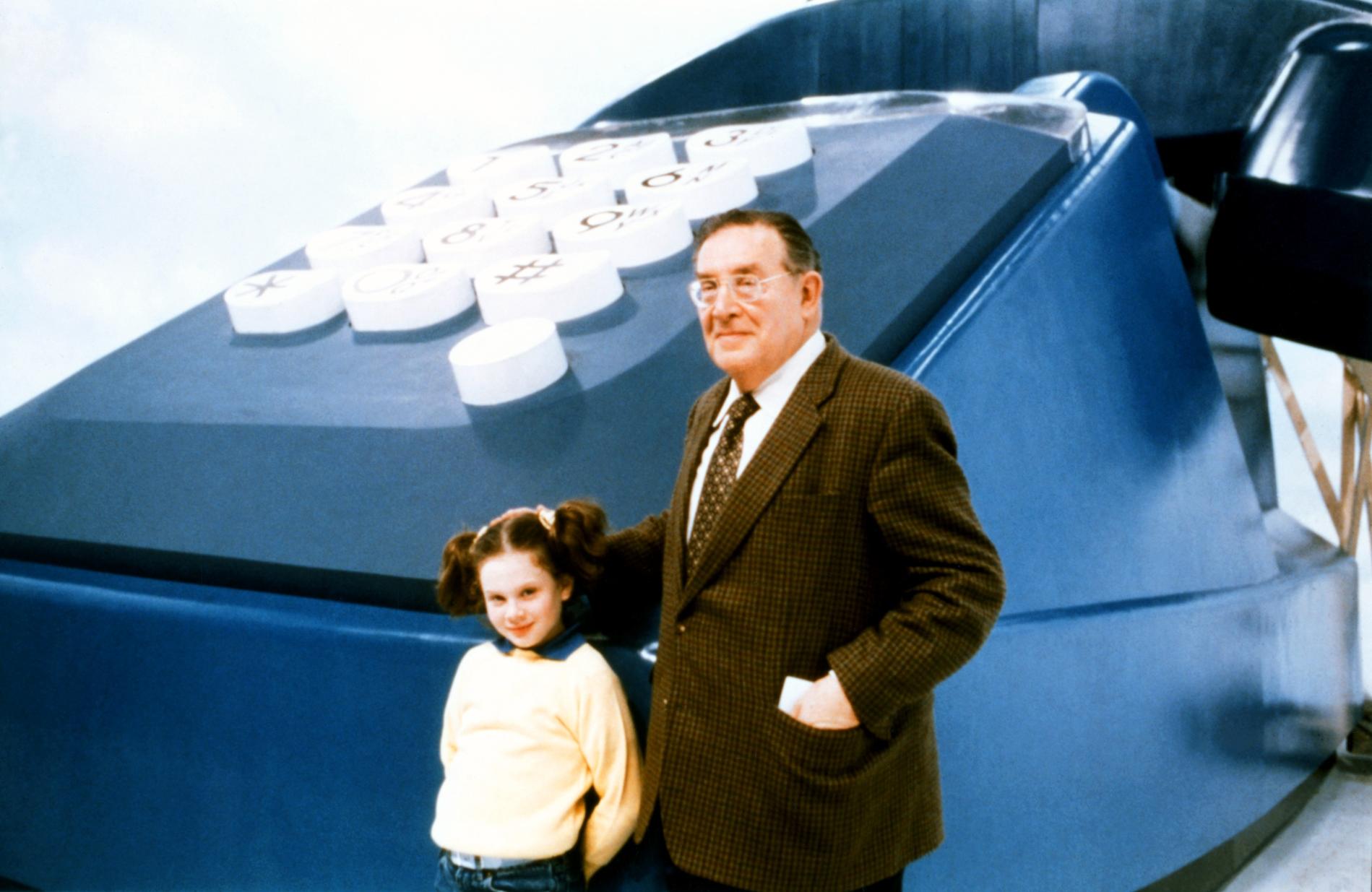 1985.05TournagePubNNT2SansNum005