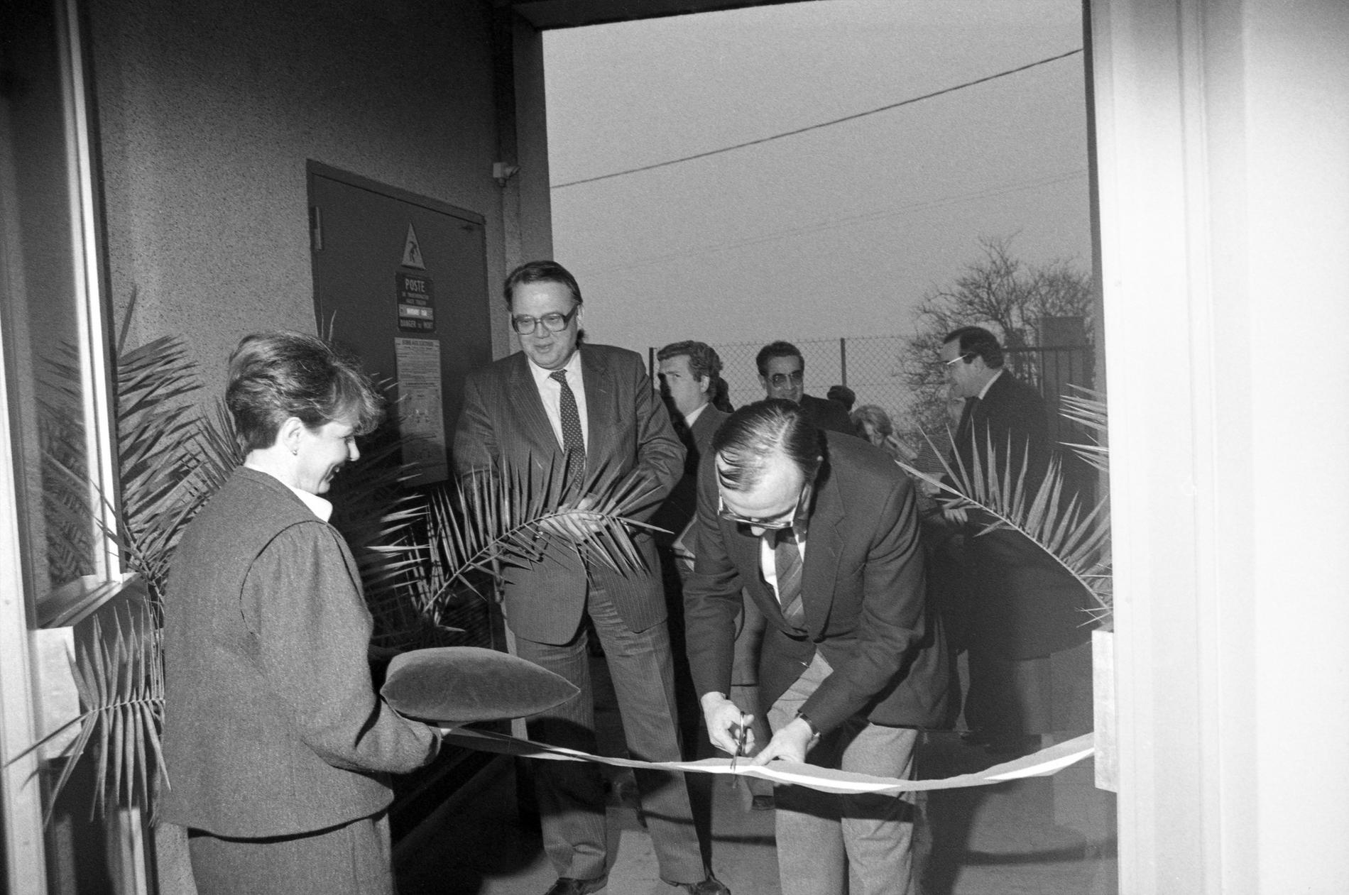 1985.01InaugE10N1PrivasDondoux000