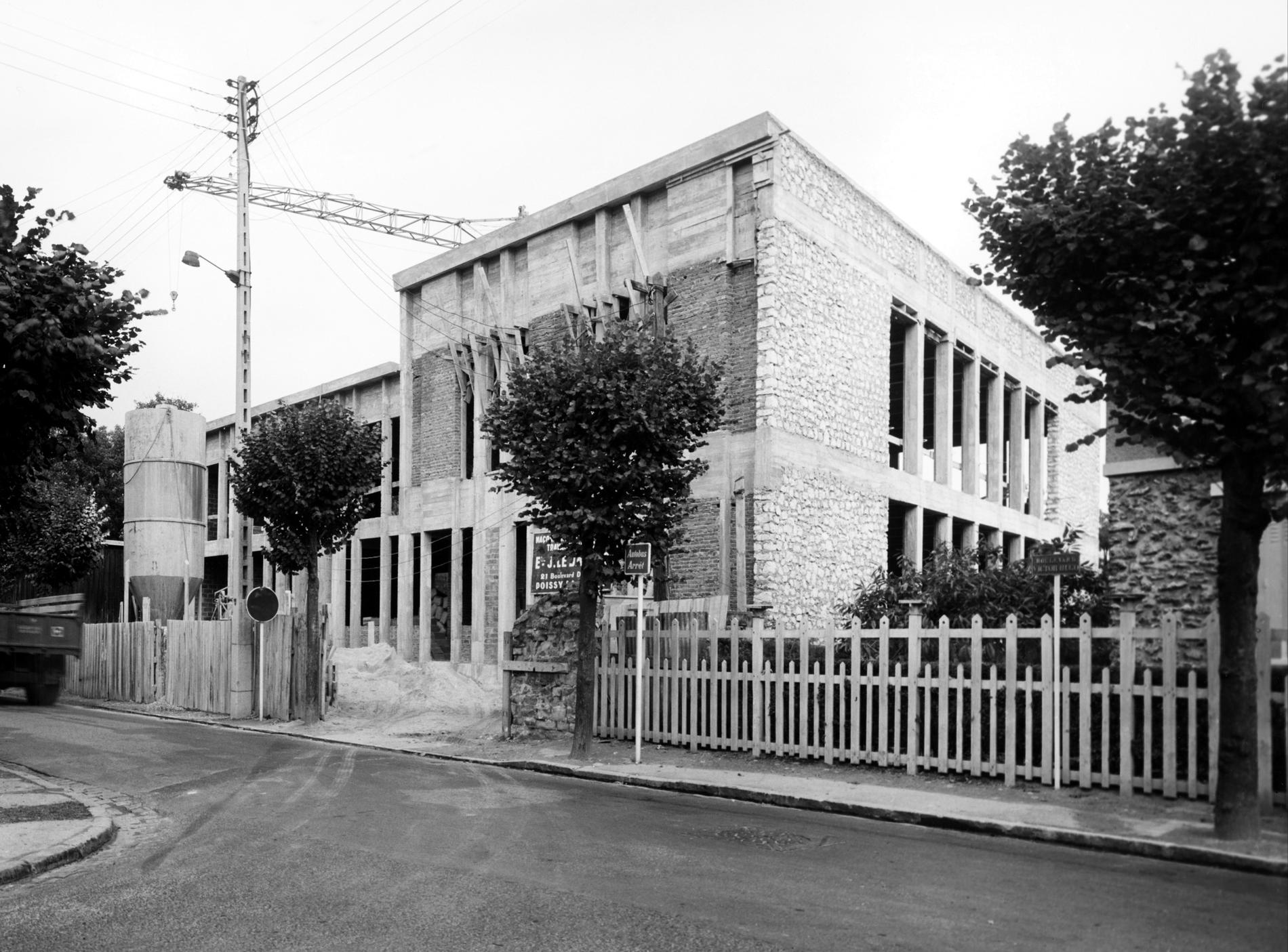 1962PoissyAConstrucN1