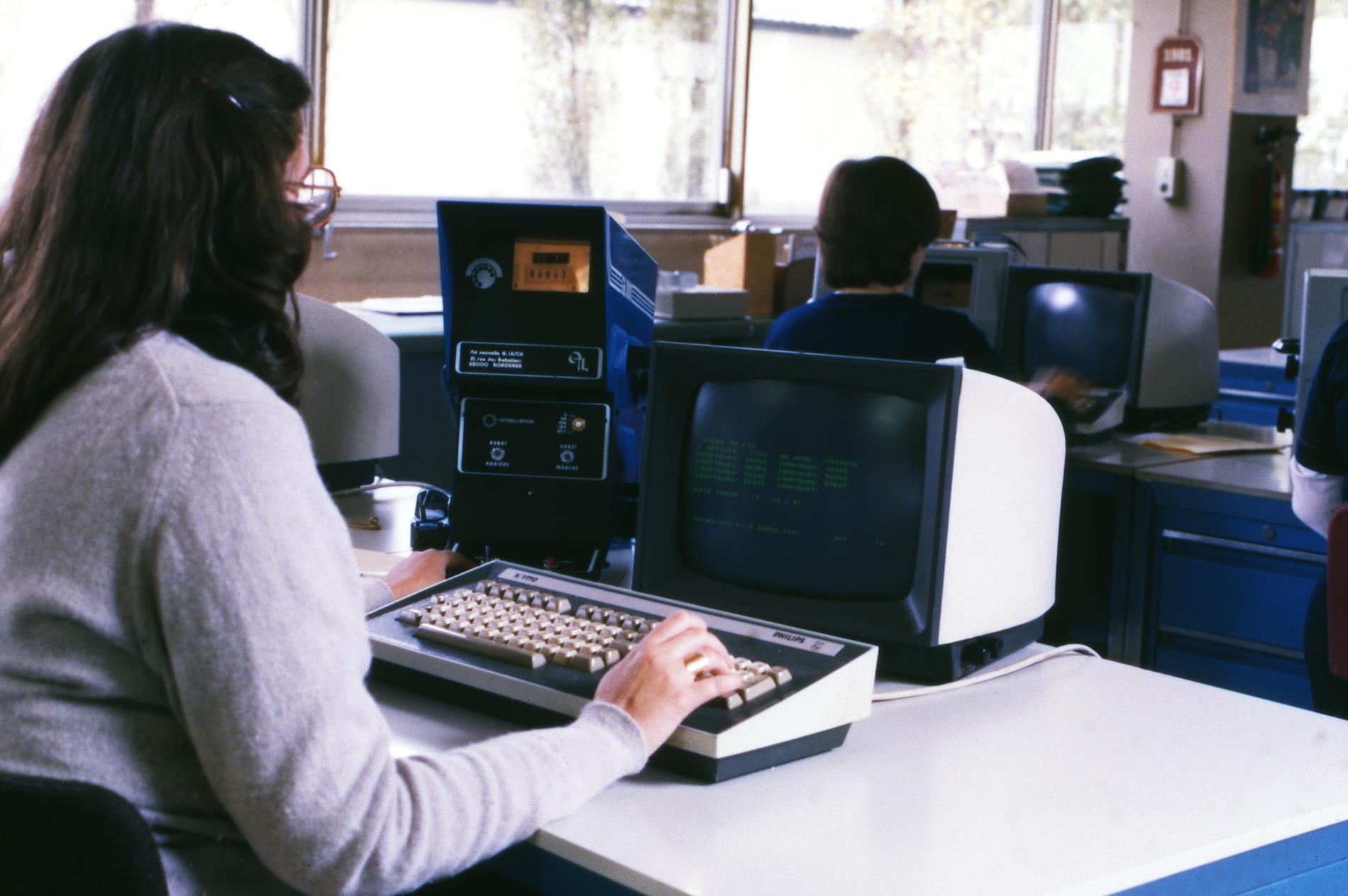 1981.11EncodagePhotographiesCompteurs