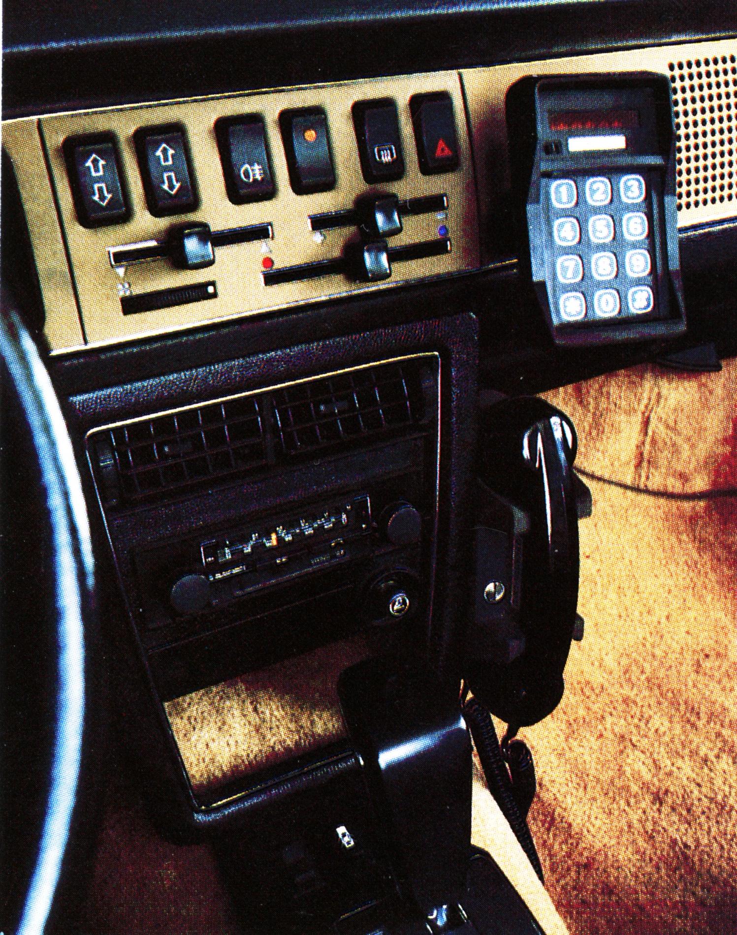 1983TelephoneDeVoitureThomsonCSF