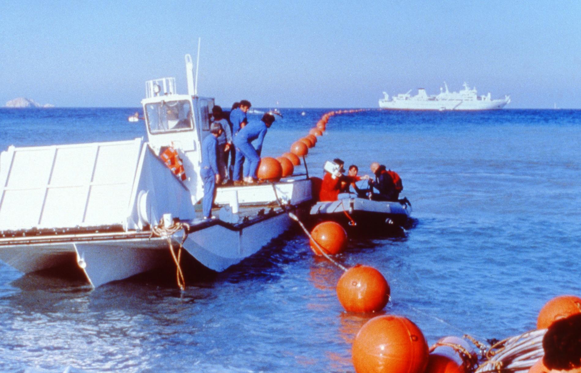 1987.07.27PoseCableCorseContinent02