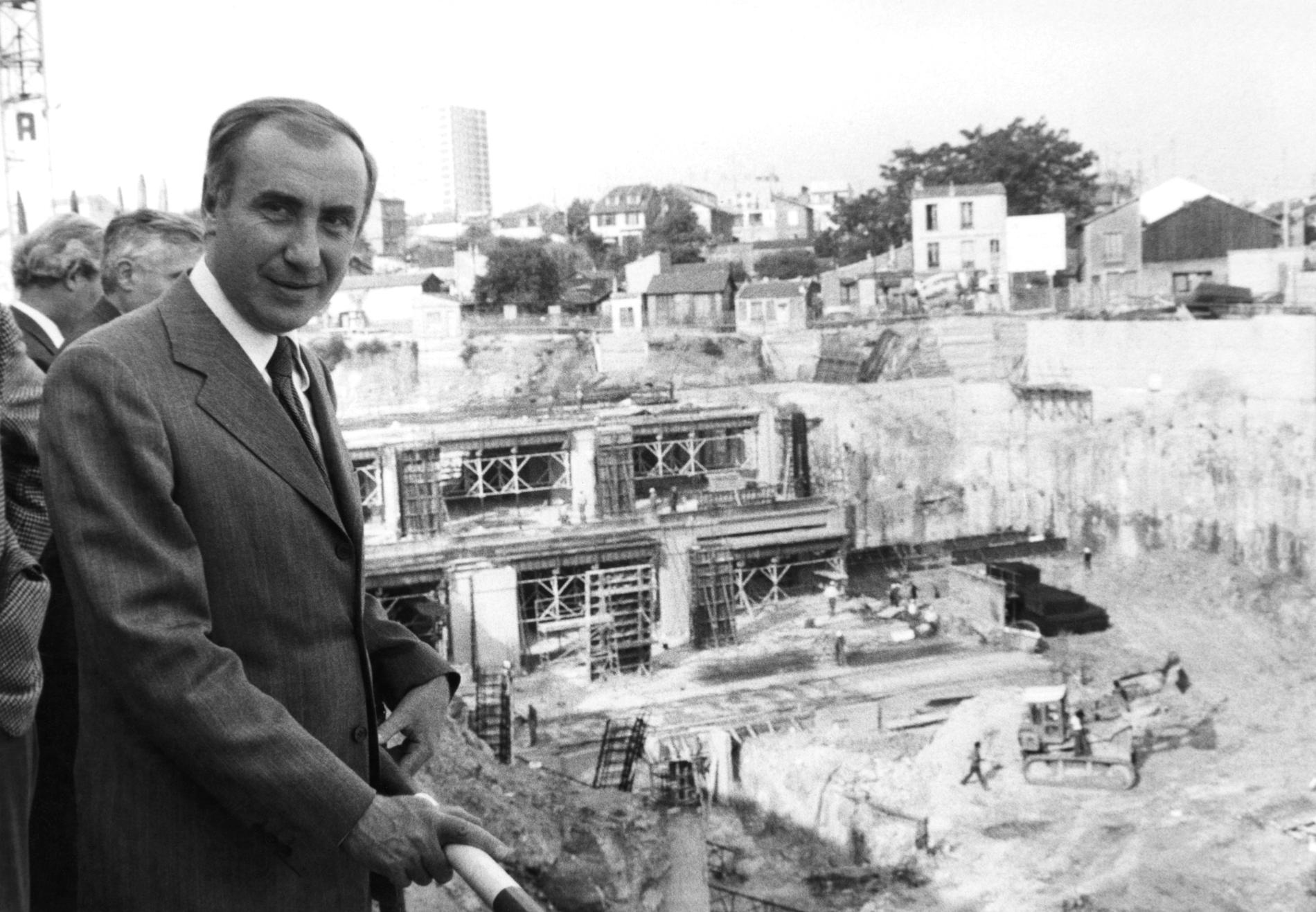 1974.09.17PierreLelongVisiteCentralBagnolet