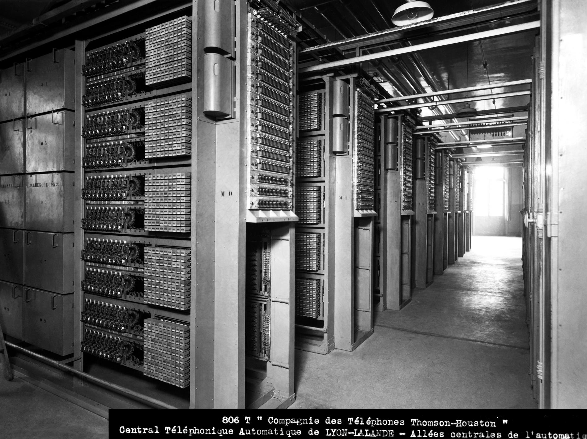 1930LyonLalande1R6RefNum806T