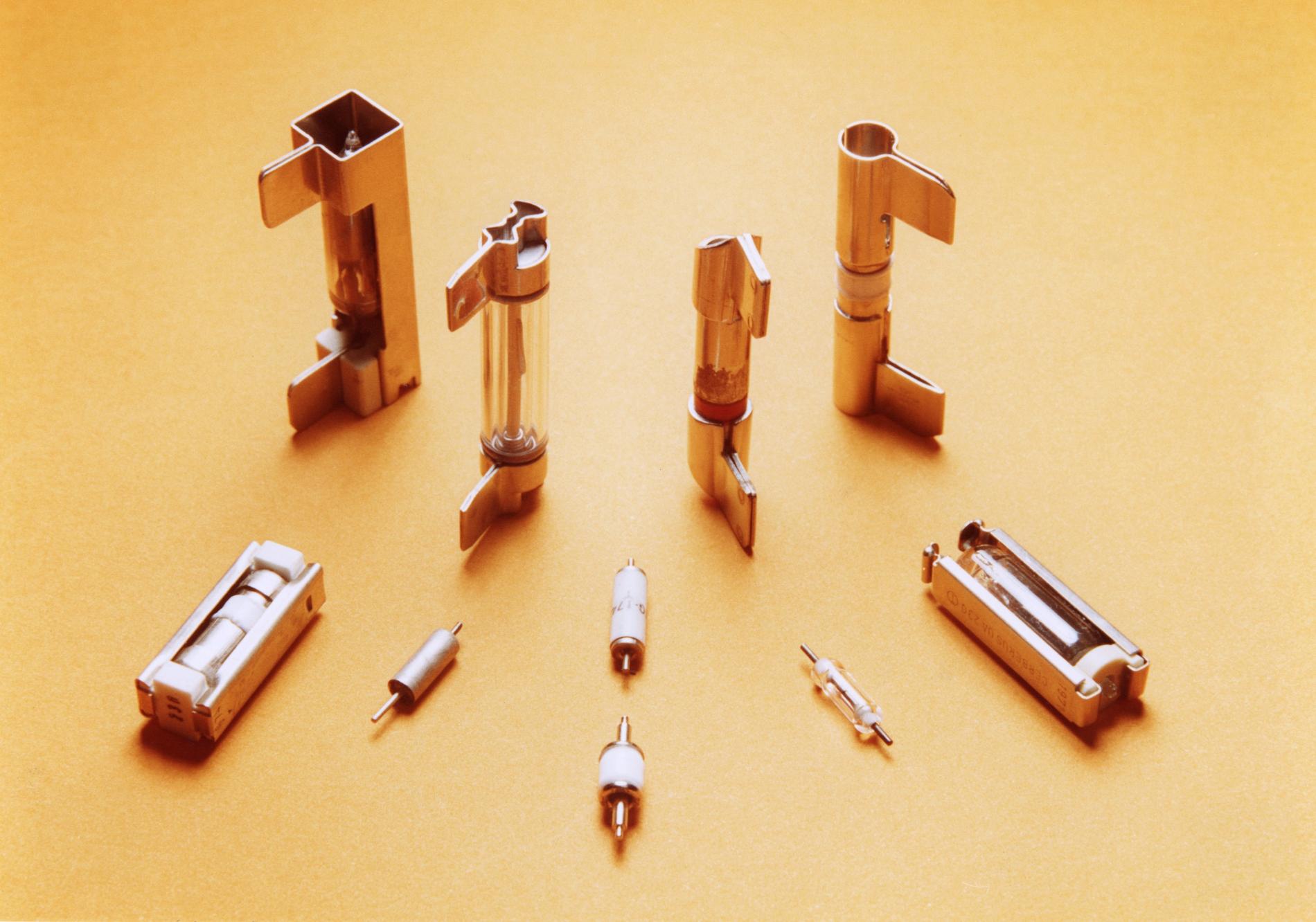 1975.09GammeDeParafoudresDontAuRadium